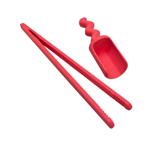 Rotes silikon küchenutensilien set mit zange und spiralförmigem schöpfer passend zu ökologische baby- & kinderprodukte