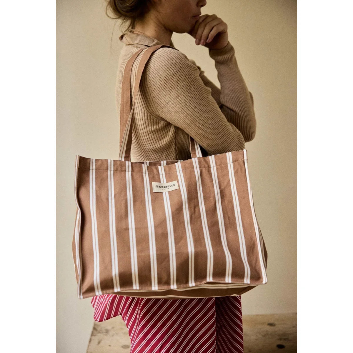 24H Bag Noisette Stripes: beige-weiss gestreifte Canvas-Tasche