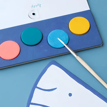 Farbpalette mit bunten runden Scheiben und Pinsel, Produkt Al Mare