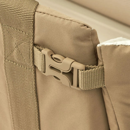 Hellbrauner Stoffriemen mit Kunststoffschnalle für Baby-Nest Amber Oat
