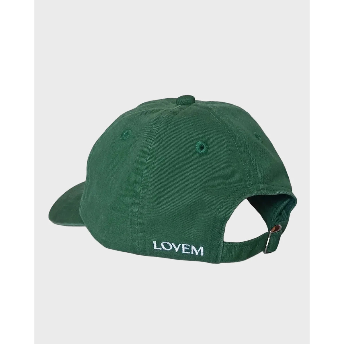 Dunkelgrüne babyccino club kinder cap aus bio-baumwolle mit weißem lovem sticklogo auf der rückseite, ökologische