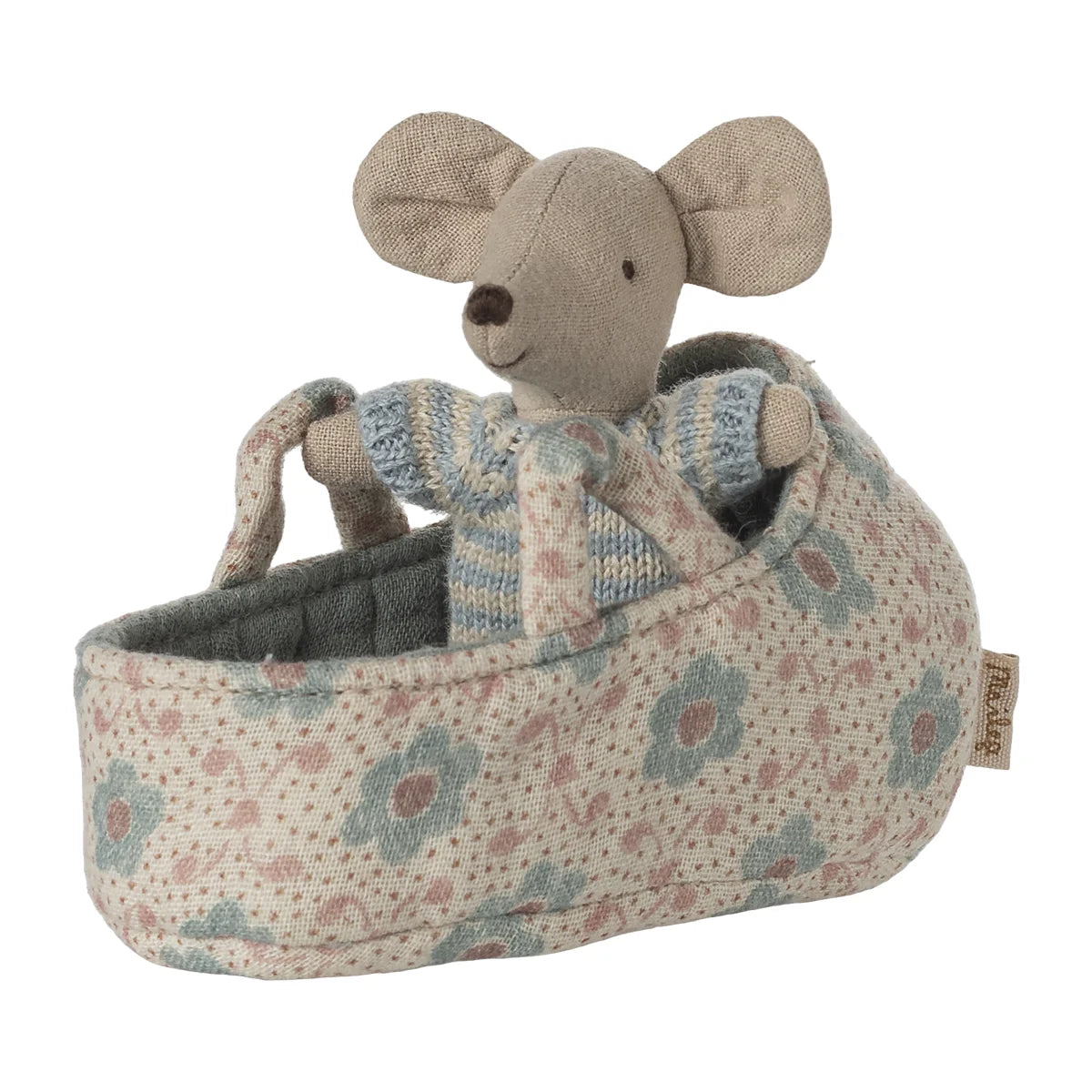 Babymaus in Tragetasche Blau: Weiche Maus in gestreiftem Pullover im Wagen