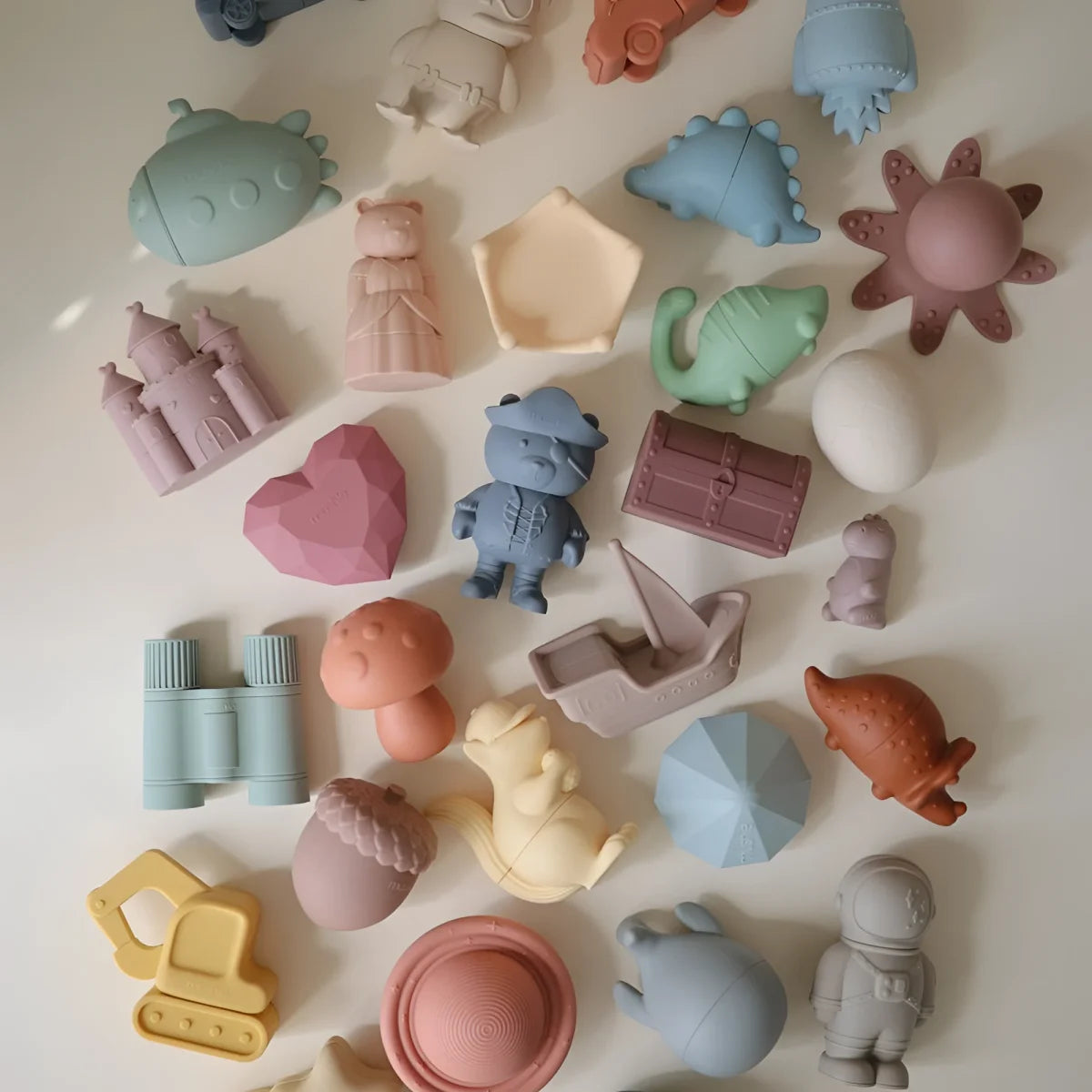 Pastellfarbene silikon badefiguren in verschiedenen formen schimmelresistent für badespaß als badespielzeug piraten