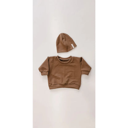 Brauner Pullover mit passender Mütze in der Produktreihe Beanie | Kakao