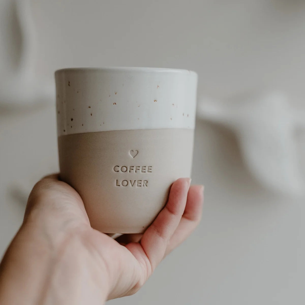 Becher Coffee Lover 320ml, beige Keramik mit Herz-Motiv