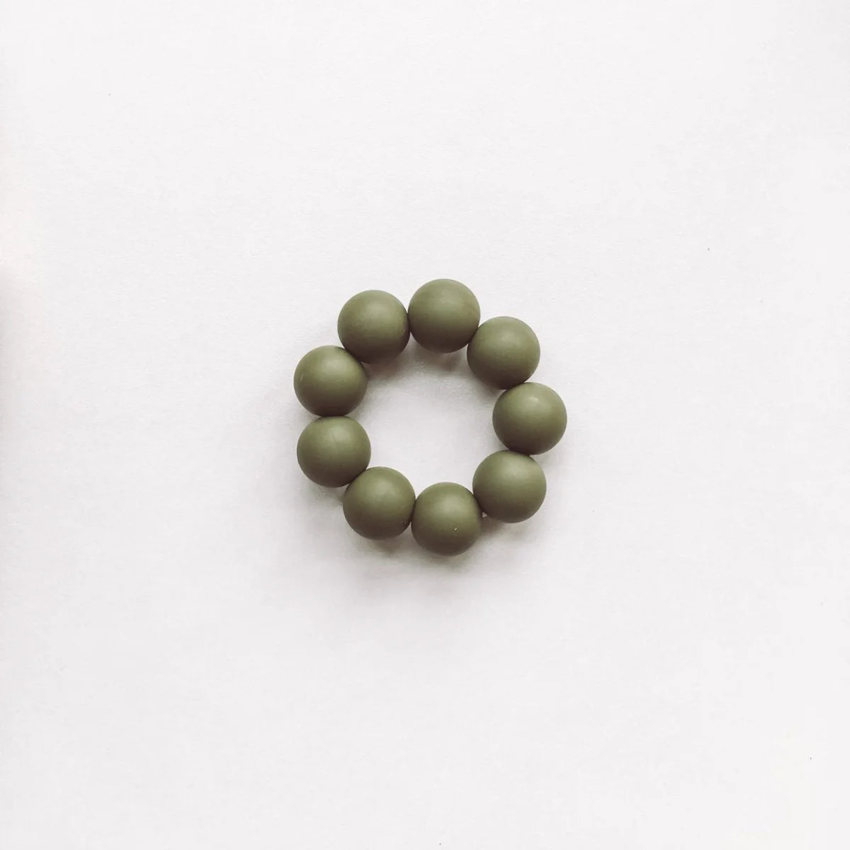 Bezisa Beissring Freezer Teether in Olive