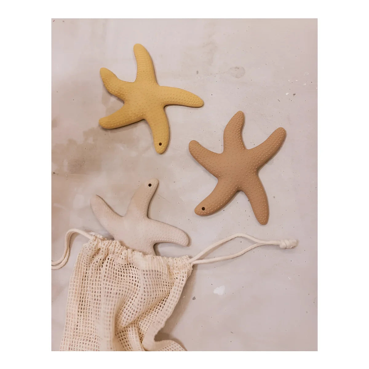 Sternformige Tonornamente in Beige und Gelb für Beissring Lucky Star Cloud Grey