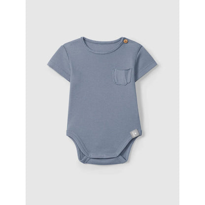 Ribbed Body Indigo: weiches blaues Babybody mit Snap-Verschluss