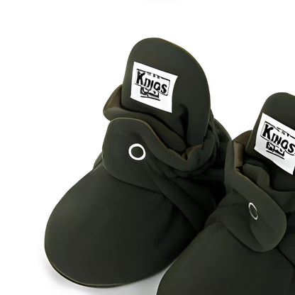 Schwarze Babybooties mit weißen Logo-Patches und kuscheliger Fütterung für 12-24 Monate