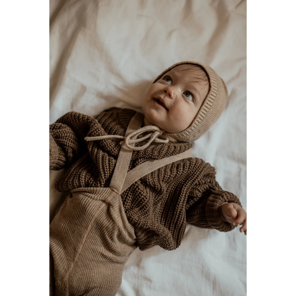 romi. Chunky Knit Sweater in Coffee