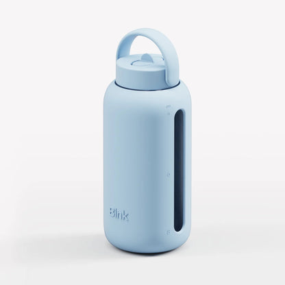 Hellblaue Wasserflasche mit Griff und durchsichtigem Sichtstreifen für Day Bottle 800ml