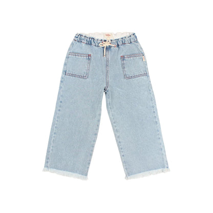 Denim Girly Pants hellwasch mit weitem Schnitt, Jeansbeinen und Fransen