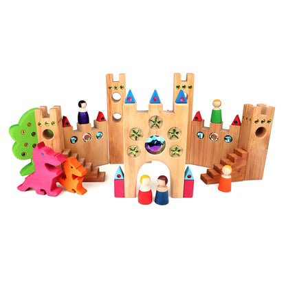 Holzspielzeug Burg mit Figuren und Drachen für das Fairy Castle 16 Stück