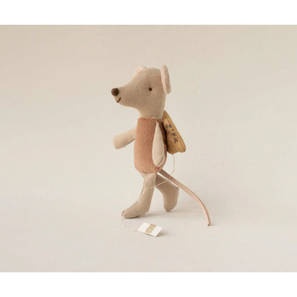 Weiches beige-pfirsichfarbenes Plüschmausspielzeug Feenmaus Klein Powder mit Rucksack