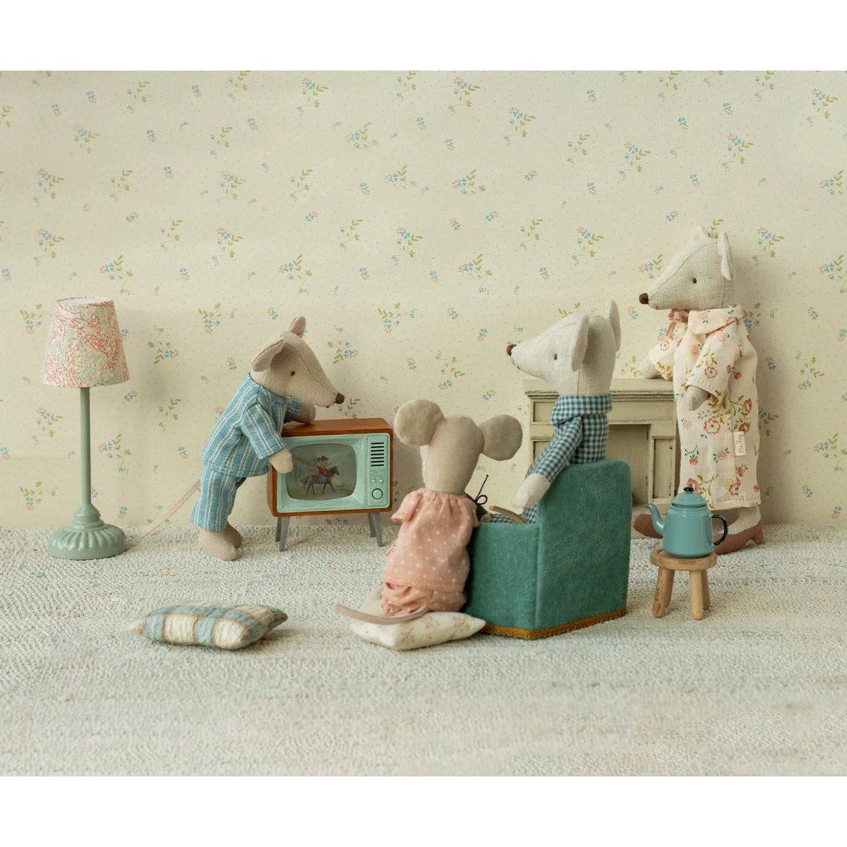 Vintage fernseher mit türkisfarbenem rahmen und pferdebildschirm ideal für ökologische baby- & kinderprodukte geschenke