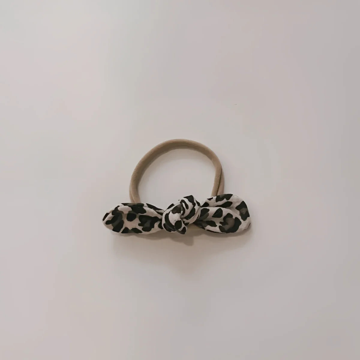 Haarschleifen Musselin in verschiedenen Farben mit Leopardenmuster-Bowknot