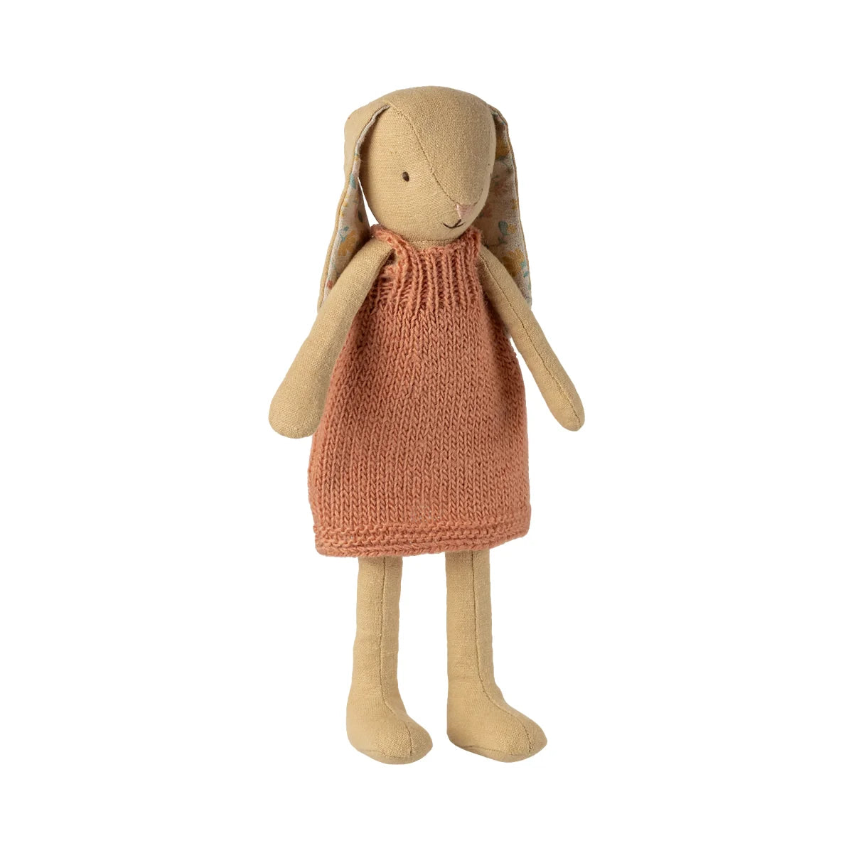 Weiche Hasen-Plüschpuppe im Strickkleid aus cremegelbem Stoff mit pfirsichfarbenem gestricktem Kleid