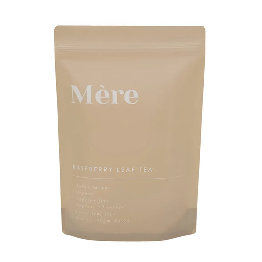 Beige Tasche mit der Aufschrift Mère, gefüllt mit Himbeerblättertee