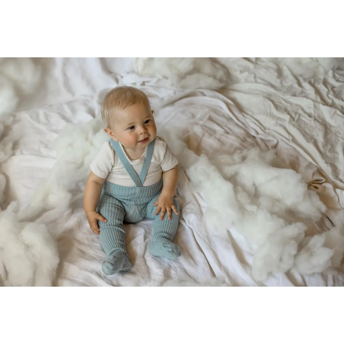 Calzamaglia Hippy con piedi e bretelle | Misty Blue