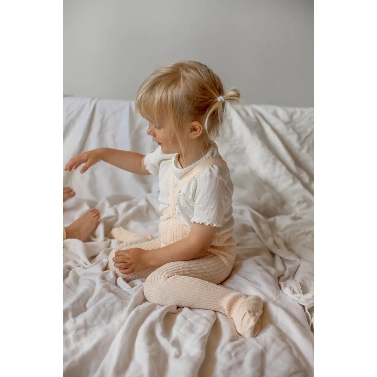 Hippy Footed Strumpfhose mit Träger | Silky Peach