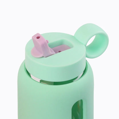 Mintgrüne Wasserflasche mit Lavendel-Flip-Top für Kinder, 300ml, langlebig und trendy