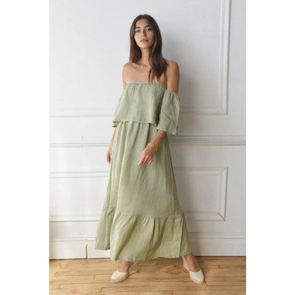Fliessendes schulterfreies Maxikleid Baila Salbei mit Stufen und luftigem Stoff