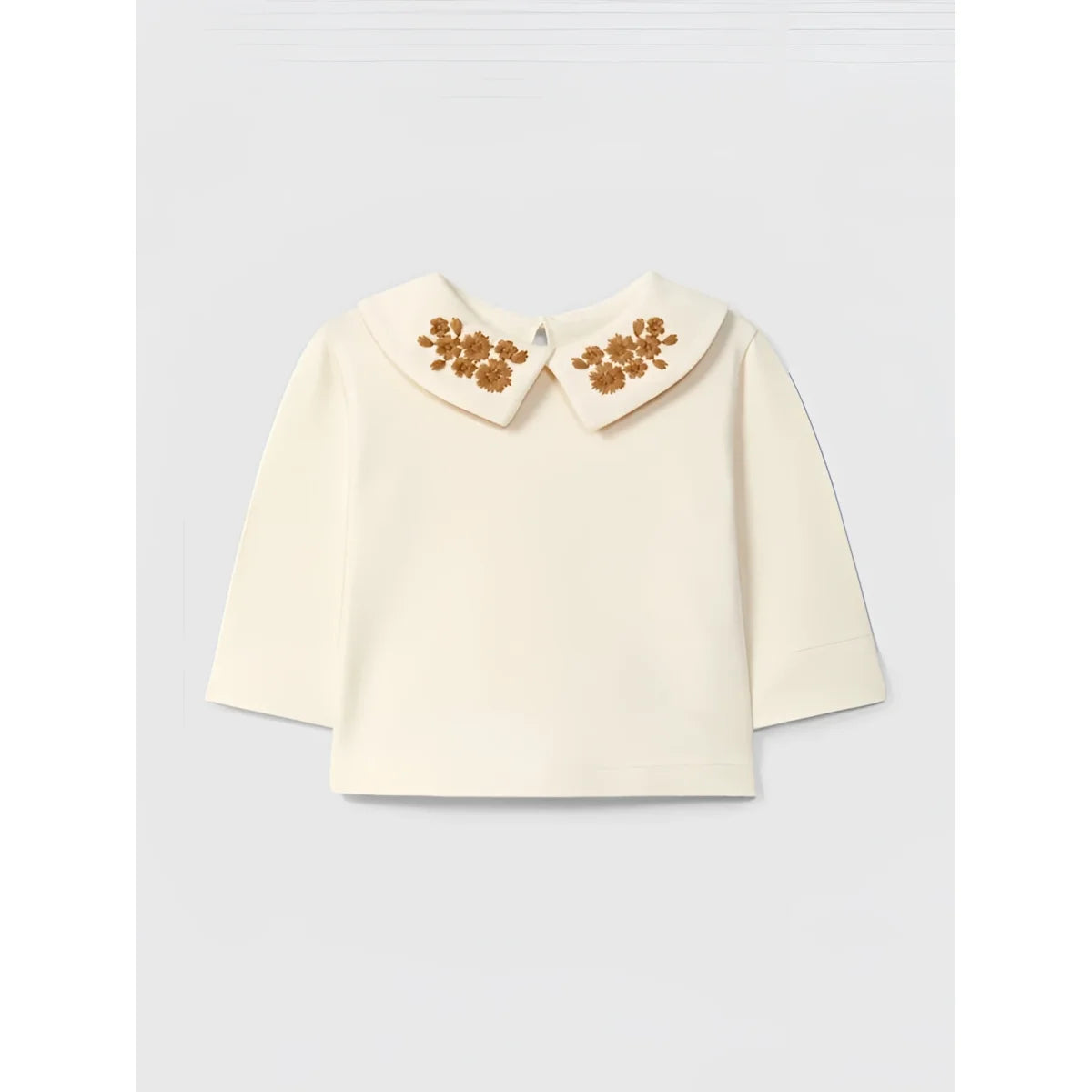 Snug Longsleeve mit Blumenkragen in Almond – Ansicht 1