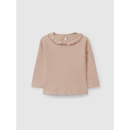 Langes, langärmliges Ripp-T-Shirt in Hellbraun mit Rüschkragen, Nude oder Sand