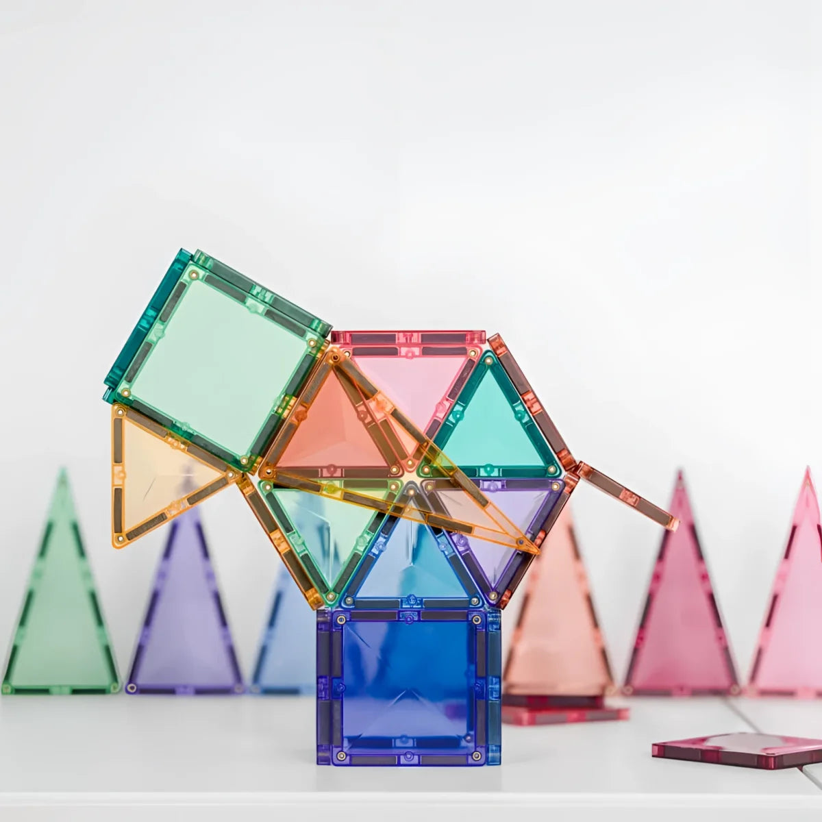 Bunte Magnetbausteine in geometrischer Struktur aus dem Mini Pack Pastel 32 Stk