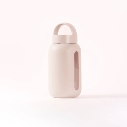Beige Wasserflasche mit Griff aus dem Produkt Mini Bottle 500ml