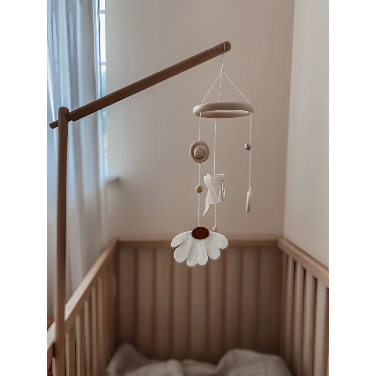 Bezisa Mobile Daisy Daylight in Beige