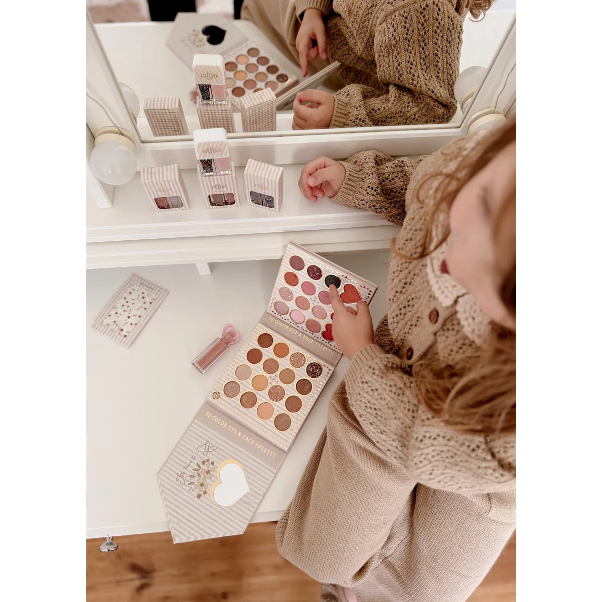 Mon chérie my first make up herzförmiges lidschattenpalette mit 24 schimmernden erdtönen für ökologische