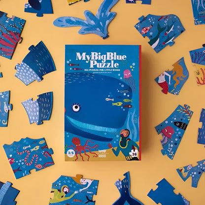 Kinderpuzzlebox mit Unterwasserszene und blauem Wal in My Big Blue Puzzle