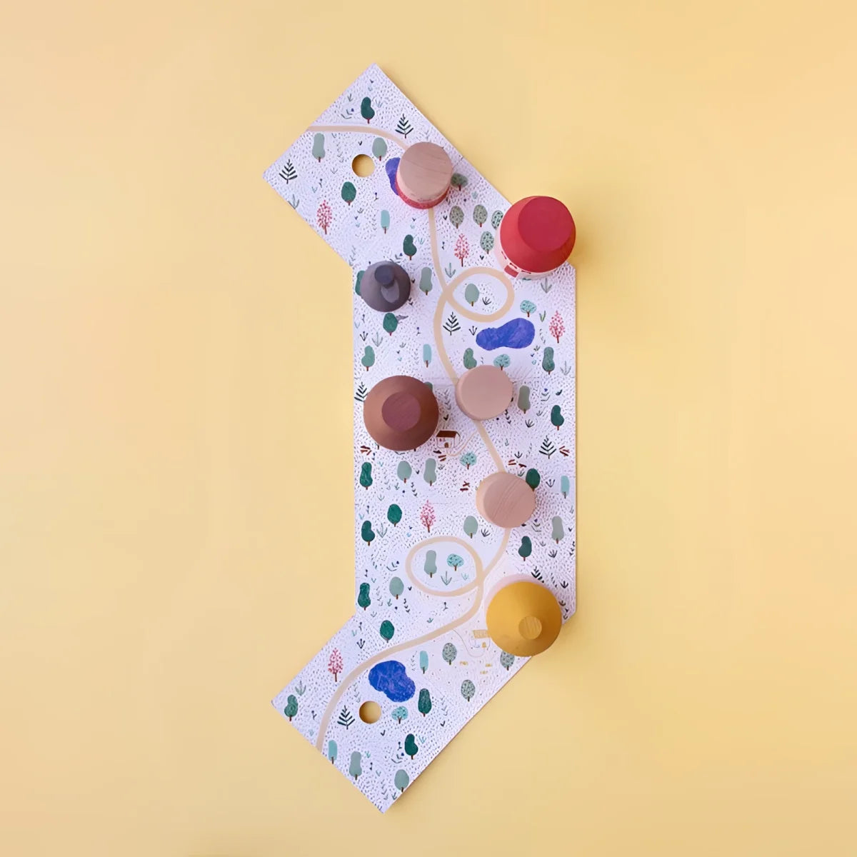Buntes Holz-Peg-Spiel My Three Little Pigs mit Waldmotiv-Brett
