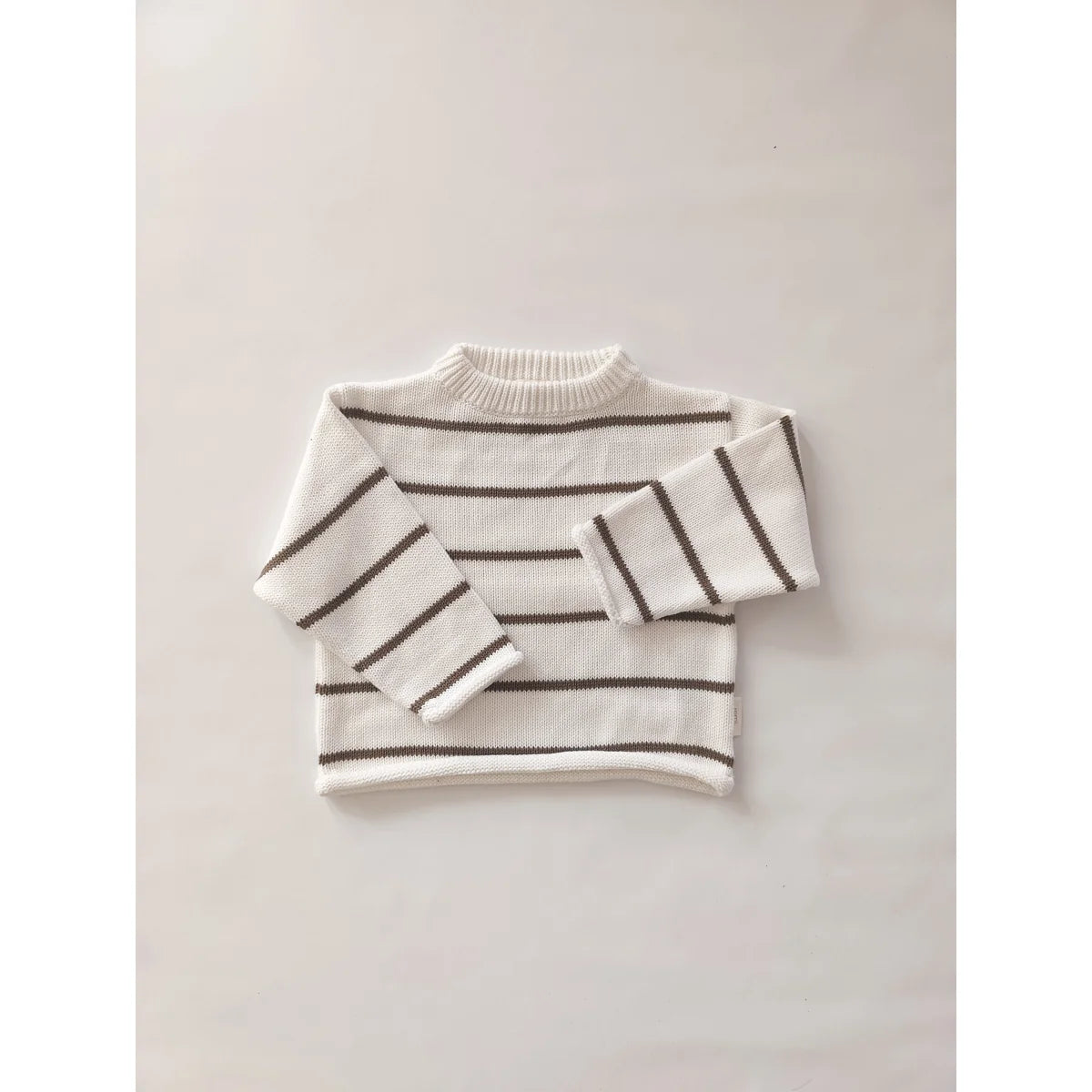 Weißer Pullover mit grauen Streifen im Oversize-Stil von Coffee