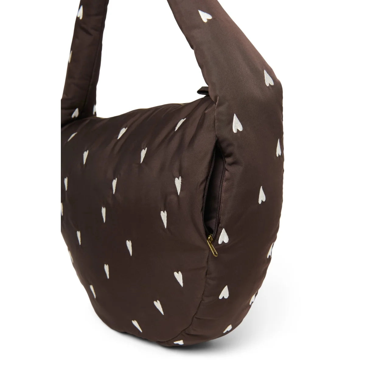 Braune puffy cross body bag mit weißen herzmustern und goldfarbenem reißverschluss für nachhaltige babykleidung schweiz