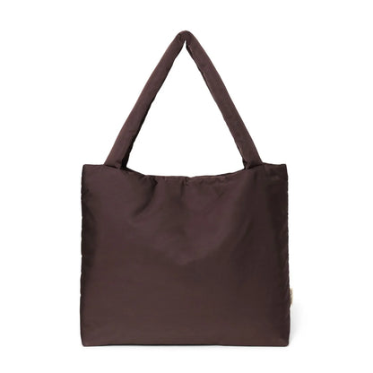 Dunkelbraune Stofftasche mit zwei oberen Griffen für den Puffy Mom Bag Brown