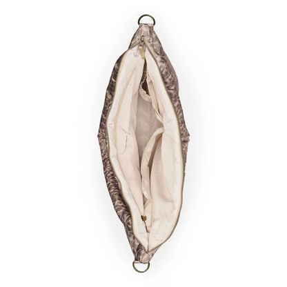 Puffy Mom Windelrucksack Beige Leopard, taupe quiltierte Tasche mit Reißverschluss
