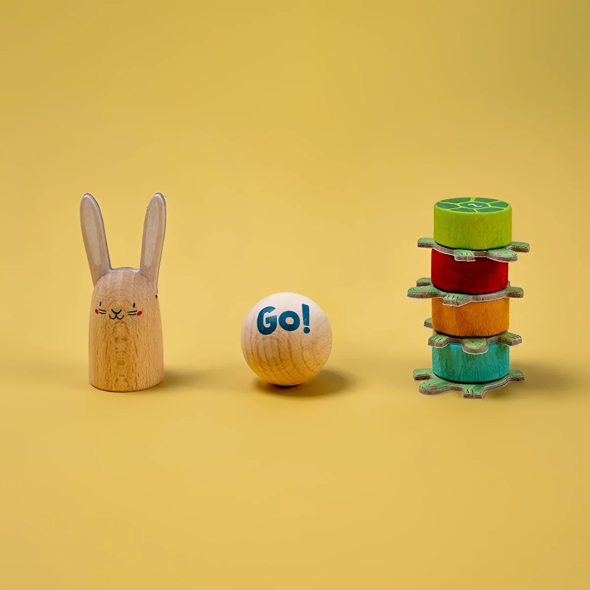 Holzhasen-Figur mit bemalten Zügen im Ready Steady Go Game