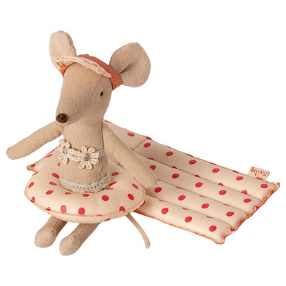 Plüschmaus-Spielzeug in gepunktetem Kleid mit passender Decke im Schwimmring kleine Maus