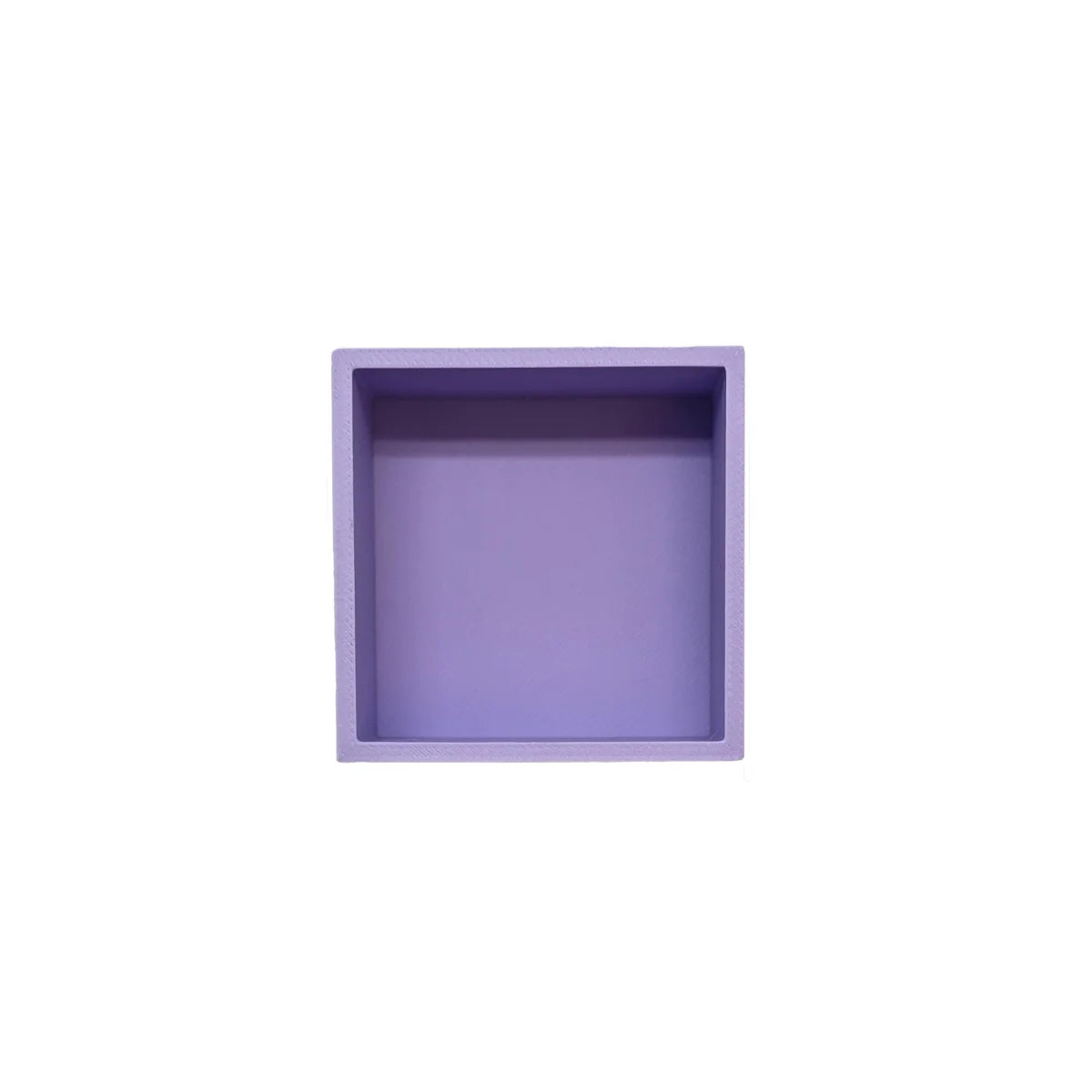 Spielschälchen Mandigo lila aus silikon in quadratischer form mit glatten kanten und flachem inneren