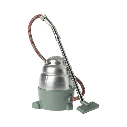 Retro-Staubsauger Maus mit silberner Oberseite und salbeigrünem Körper
