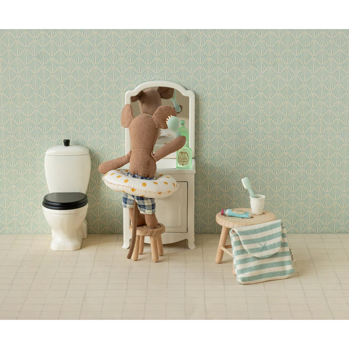 Strandmaus kleiner bruder plush maus doll braun mit karierte shorts und weißem reifen für ökologische baby- & kinderprodukte