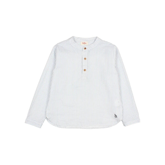 Stripes Shirt Sky Blue: Feine Streifen, warme Tage, Kontrast-Stickdetail