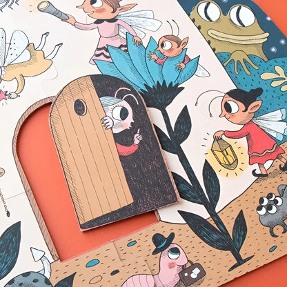 Verspielte Illustration mit Cartoonfiguren, Feen und einer hölzernen Tür im Märchenstil