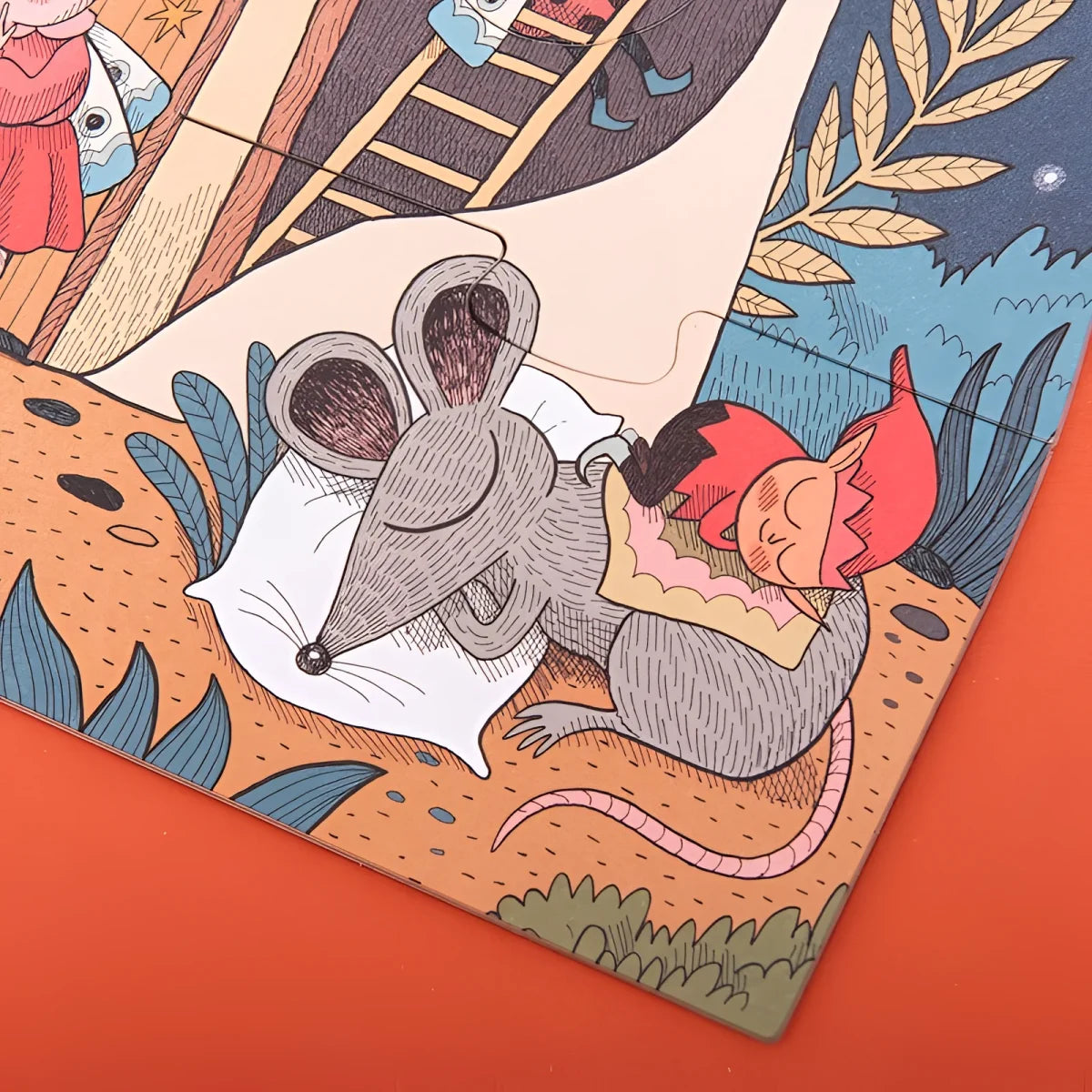 Schlafende Maus gekuschelt mit rotem Gnom im Sweet Dreams Puzzle
