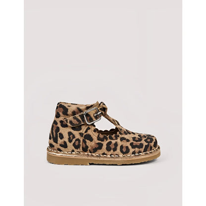 T-Bar Scallop Leopard Kleinkinderschuh in Braun-Schwarz Wildleder mit Silberschnalle