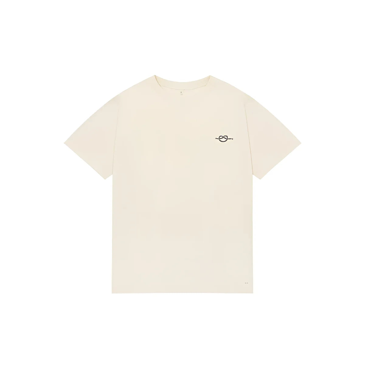 Cremefarbenes kurzärmeliges T-Shirt Women's Crew mit kleinem schwarzem Sticklogo auf der linken Brust