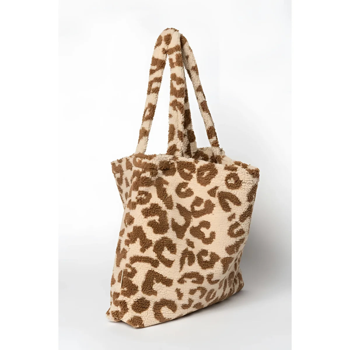 Leopardenmuster Tote Bag aus plüschigem Material im Teddy Mom Bag Design Ecru Leopard
