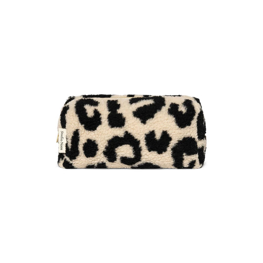Leopardenmuster Fleece-Tasche aus der Teddy Necessaire Kollektion von Holy Cow